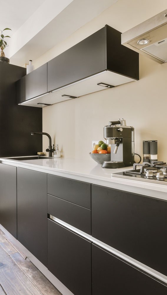 black kitchen
